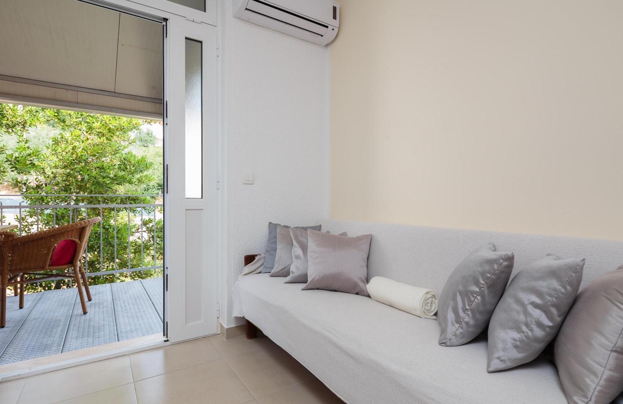 Apartment Krzelj Trogir Room photo